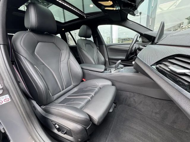 BMW 530 530d M-Sport xDrive