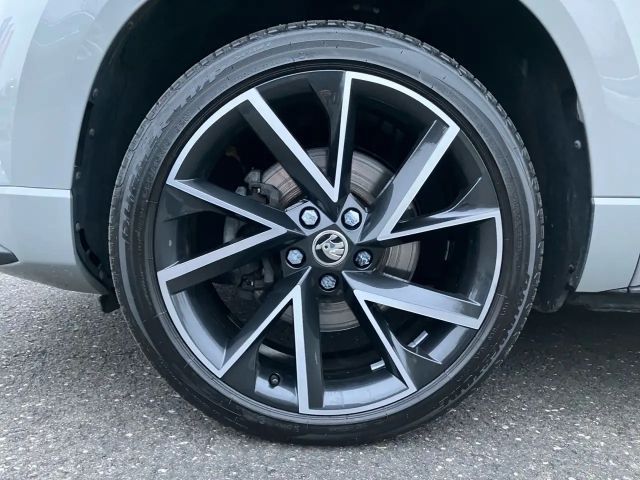 Skoda Karoq 2.0 TSI 4x4 Sportline