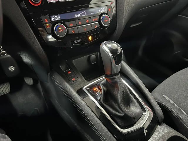 Nissan Qashqai Shiro