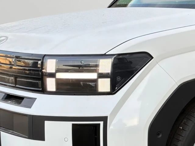 Hyundai Santa Fe 2WD