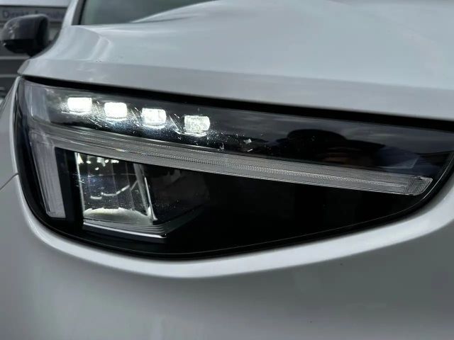 Volvo XC40 Dark Plus