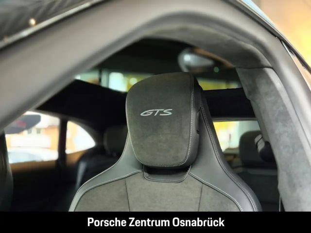 Porsche Taycan GTS Sport Turismo