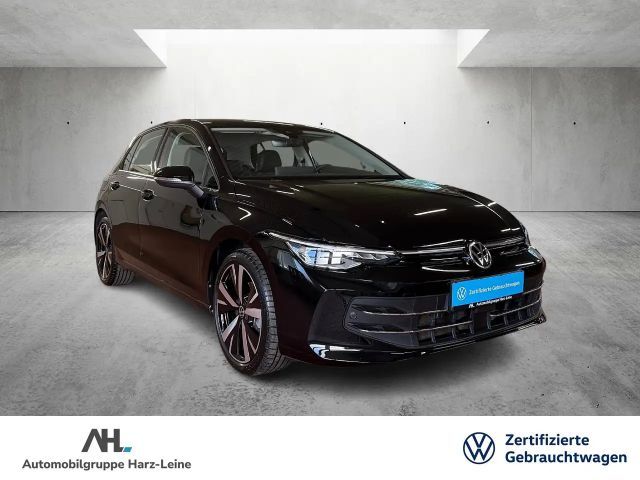 Volkswagen Golf 1.5 eTSI DSG Golf VIII Style