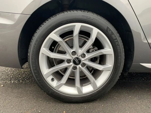 Audi A4 35 TFSI Sedan