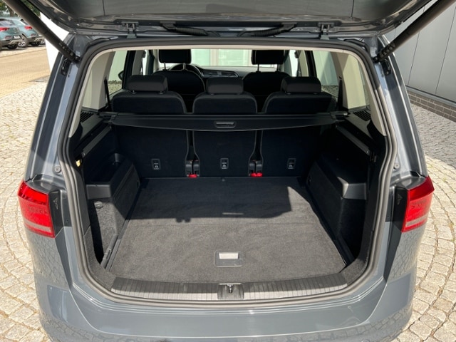 Volkswagen Touran 2.0 TDI DSG Style