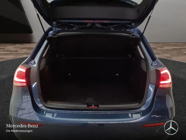 Mercedes-Benz A 250 A 250 e AMG Line