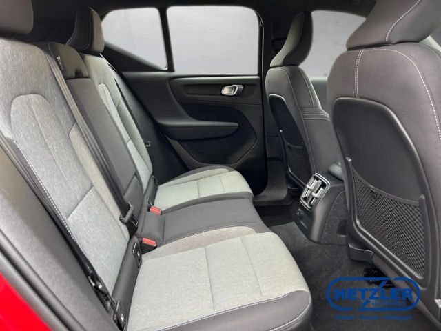 Volvo XC40 Core Recharge