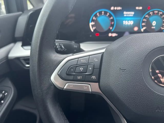 Volkswagen Golf Life