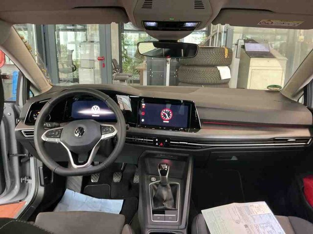 Volkswagen Golf 1.5 TSI Style Variant