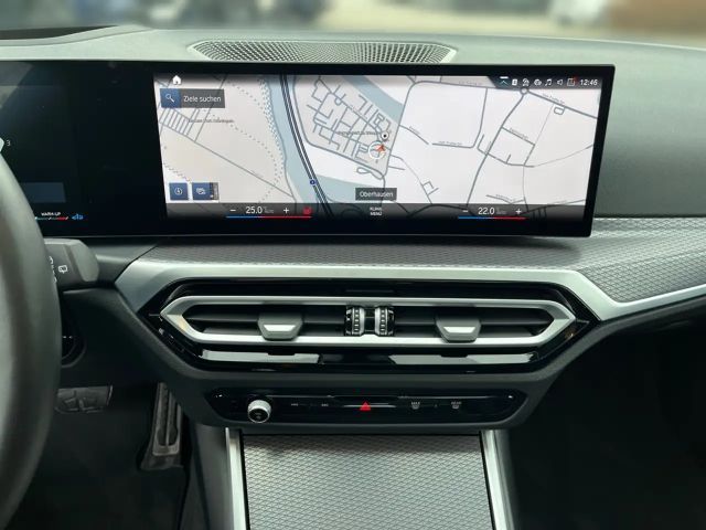 BMW 330 330d M-Sport Touring xDrive