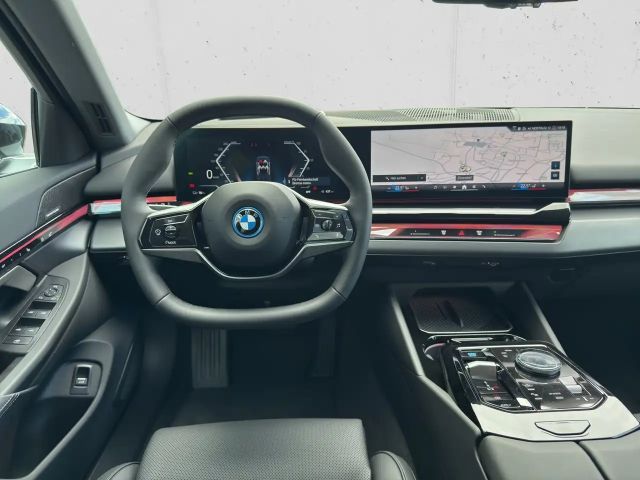 BMW i5 eDrive40