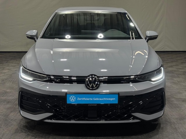 Volkswagen Golf 1.5 eTSI DSG R-Line