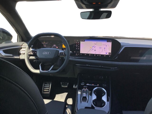 Audi A6 Avant Quattro S-Tronic