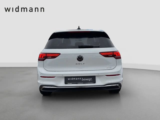 Volkswagen Golf 1.5 eTSI Life