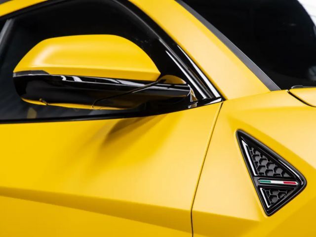 Lamborghini Urus Urus SE + B&W + Panorama + Massage seats + Ambient