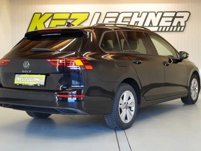 Volkswagen Golf 1.0 TSI Variant