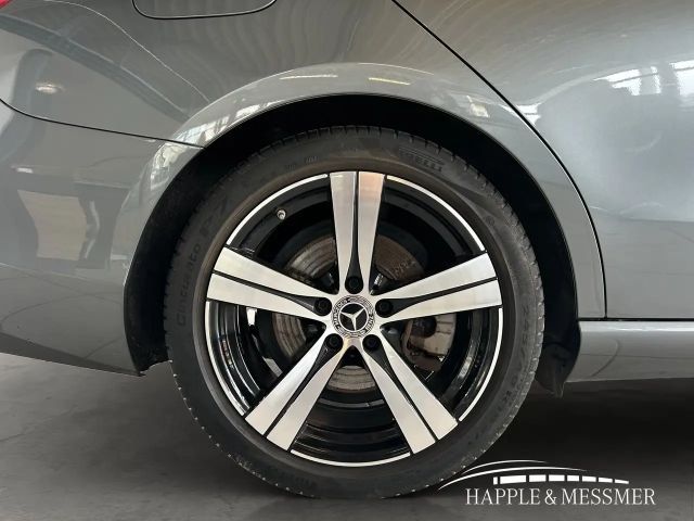 Mercedes-Benz C 200 AVANTGARDE Estate