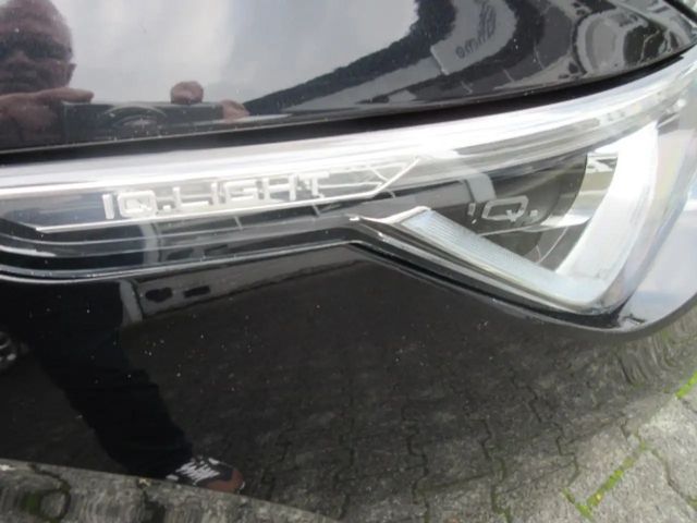 Volkswagen Golf 1.5 TSI IQ.Drive Style