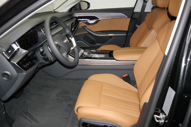Audi A8 60 TFSI Lang Quattro