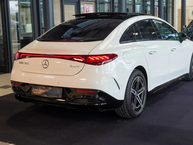 Mercedes-Benz EQE 350 4MATIC AMG Line Sedan