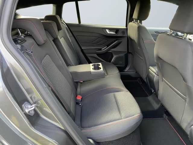 Ford Focus EcoBoost ST Line Wagon