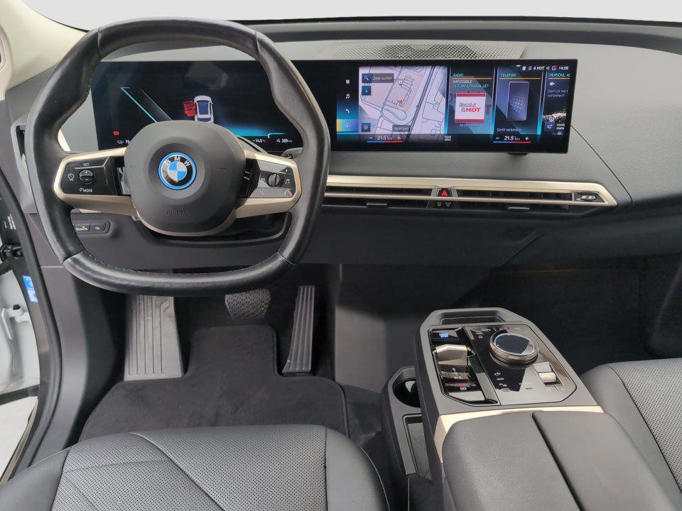 BMW iX xDrive40