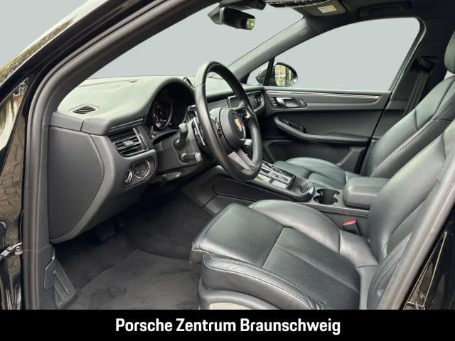Porsche Macan Rückfahrkamera Sportabgas Luftfederung LED