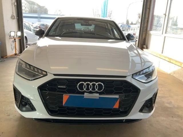 Audi A4 Avant Quattro S-Line