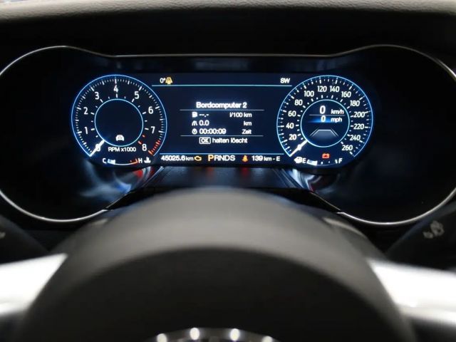 Ford Mustang Fastback GT 5.0 V8