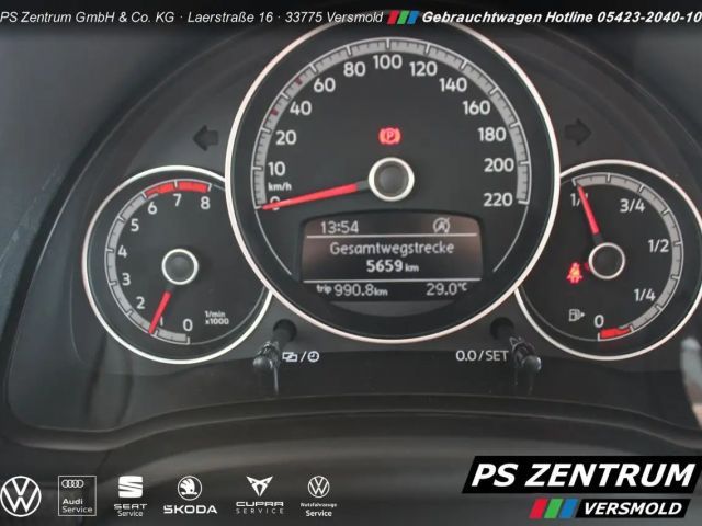 Volkswagen up! Style