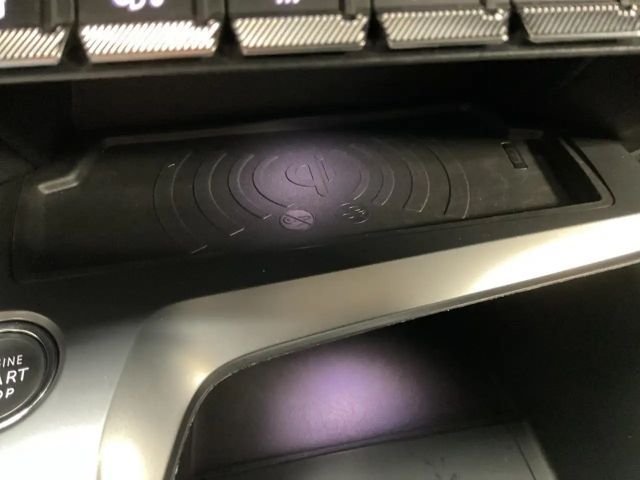 Peugeot 308 Ganzjahresreifen Navi DAB SHZ LED T-Leder Memory S