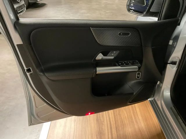 Mercedes-Benz B 200 B 200 d Progressive