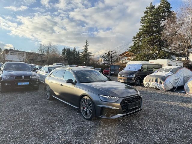 Audi A4 40 TDI Quattro S-Line