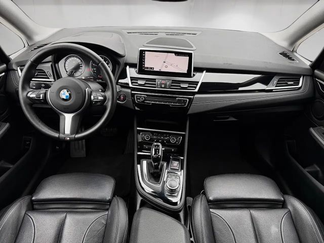 BMW 218 218i Active Tourer Sedan