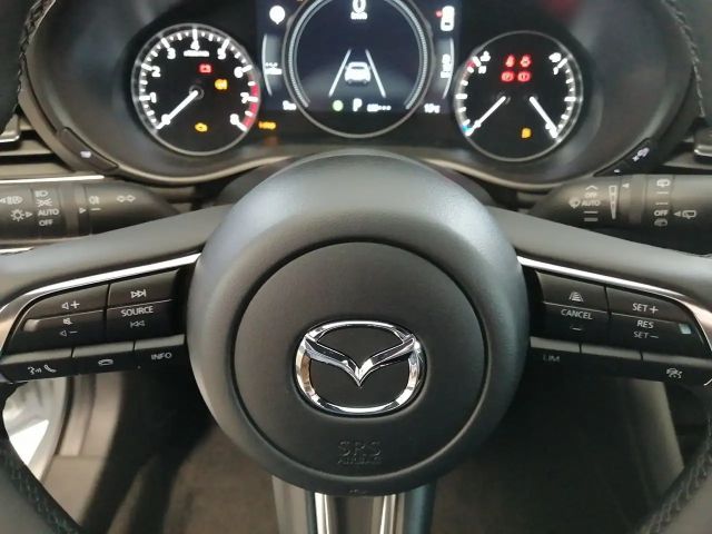 Mazda 3 G140 AT CENTRE-LINE 2,5L Hubraum