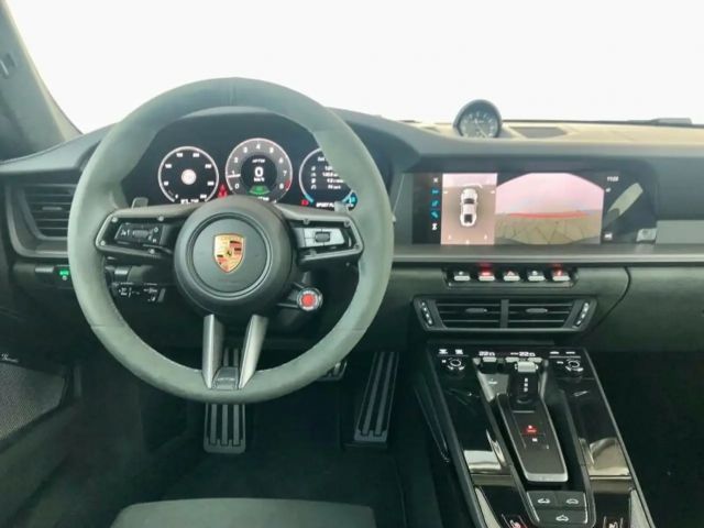 Porsche 911 4 Carrera Coupé GTS S