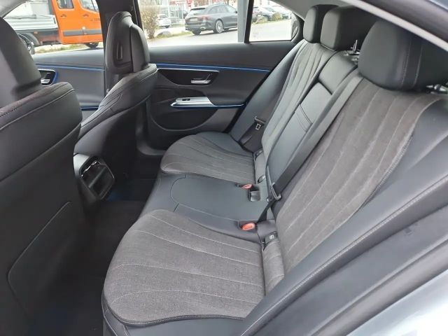 Mercedes-Benz E 300 E 300 de Sedan