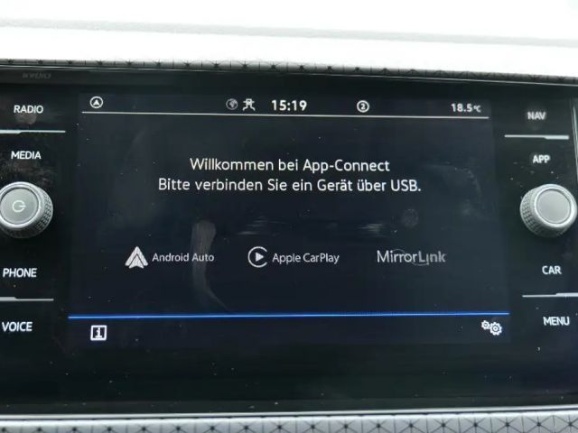 Volkswagen T-Cross 1.5 TSI DSG Style