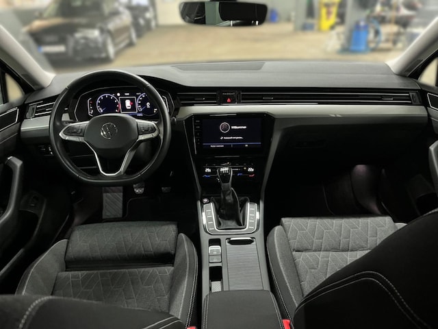 Volkswagen Passat 1.5 TSI Business Variant