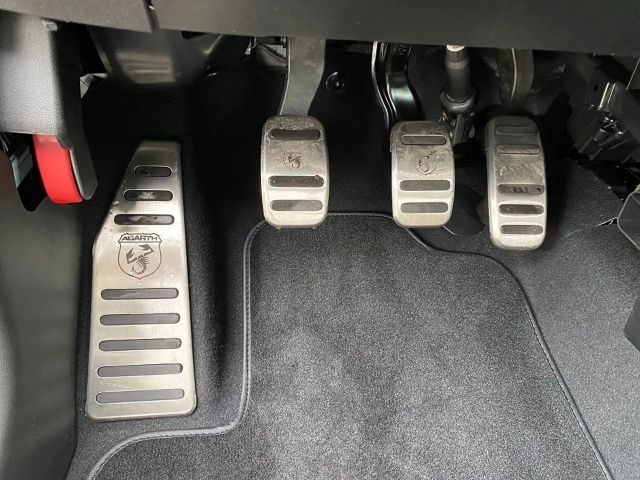 Abarth 695 70th Anniversario