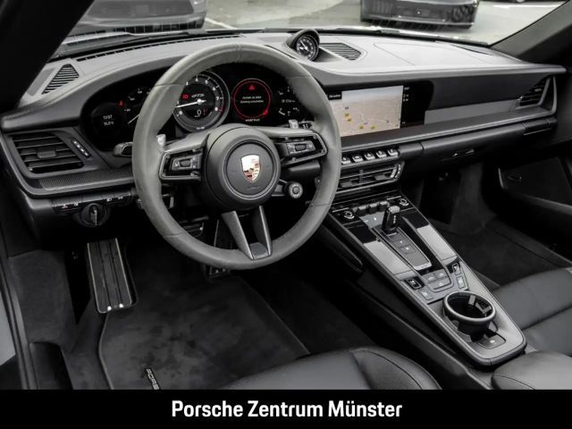 Porsche 992 Cabrio Carrera GTS