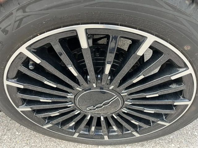 Fiat 500e 42 kWh La Prima by Bocelli