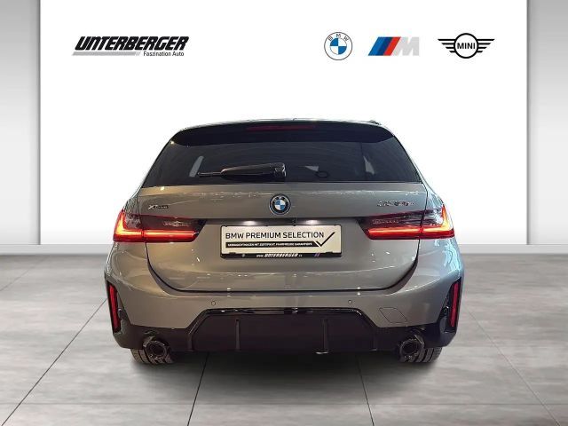 BMW 330 330e M-Sport xDrive