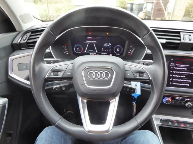 Audi Q3 35 TDI S-Tronic