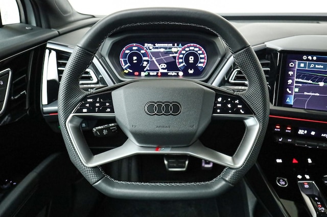 Audi Q4 e-tron SUV 45 e-tron Audi Q4 e-tron