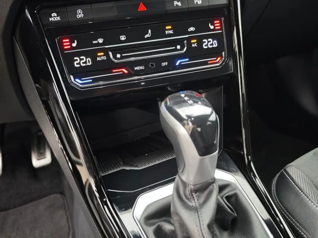 Volkswagen T-Roc 1.5 TSI DSG R-Line