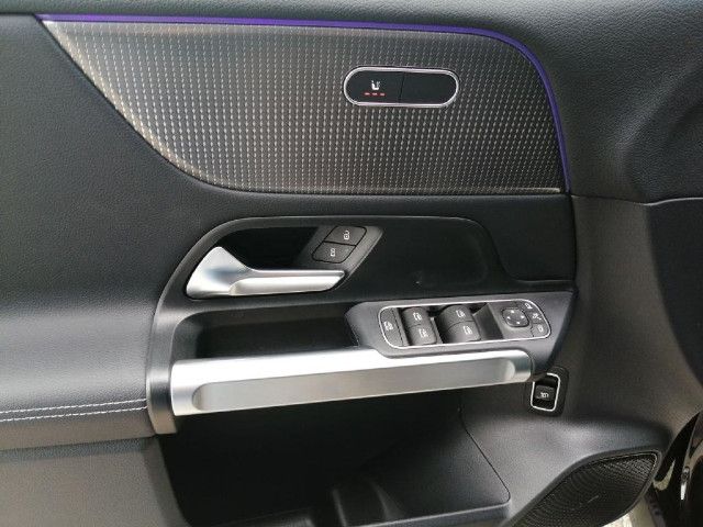 Mercedes-Benz EQB 300 4MATIC