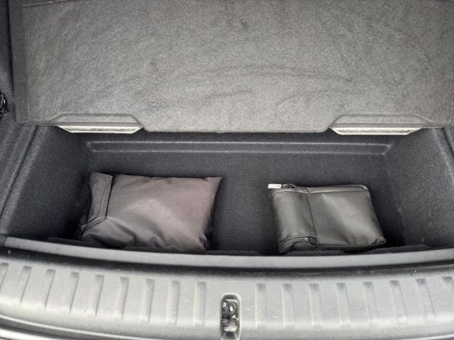 BMW X1 20dxA SPORTSITZ+NAVI+LED+SLI+SHZ+LHZ+BT+APPLE