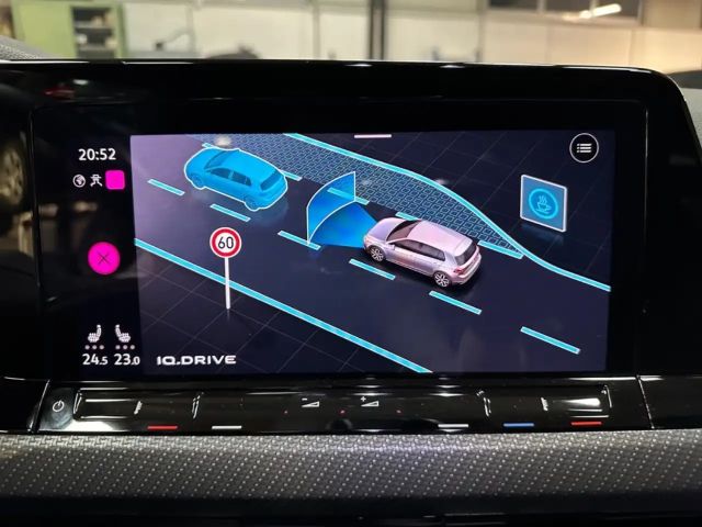 Volkswagen Golf 1.5 TSI Golf VIII R-Line