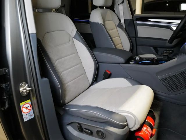 Volkswagen Touareg 3.0 V6 TDI R-Line Style